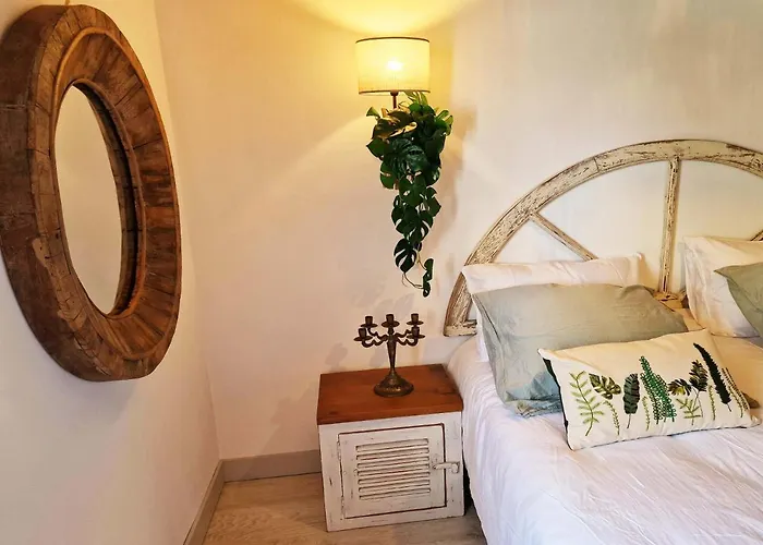 Les Pieds Dans L'eau: Ker Lili Villa Port-Joinville