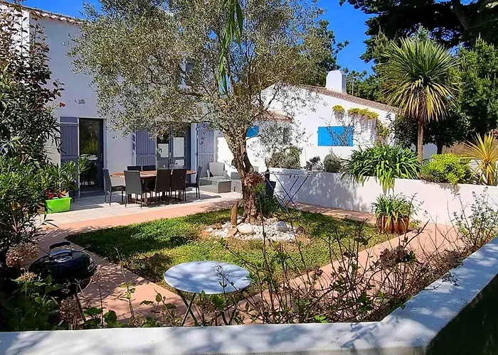 Les Pieds Dans L'eau: Ker Lili * Port-Joinville